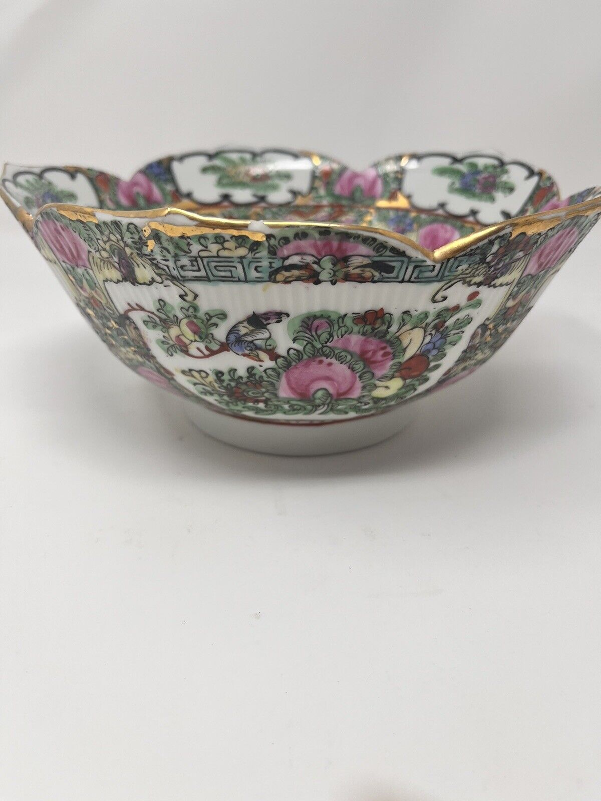 Vintage Chinese Porcelain Bowl Ruffled Hand Painted Large