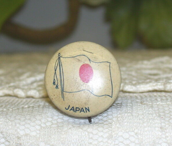 Antique Pinback Button Japan Flag