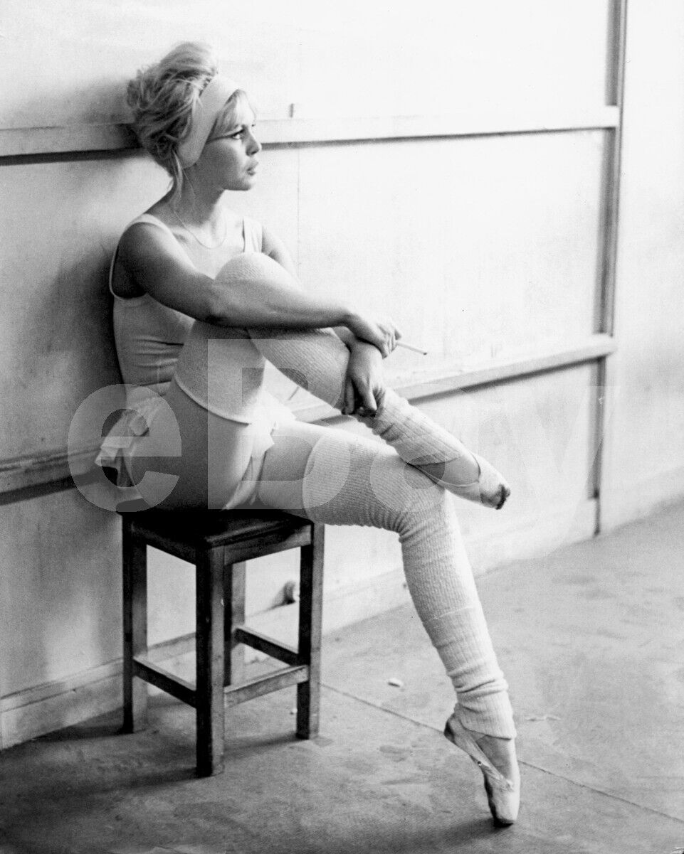 Brigitte Bardot 10x8 Photo