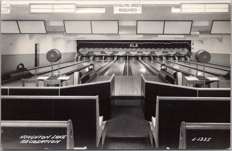 1940s HOUGHTON LAKE, Michigan RPPC Real Photo Postcard Bowling Alley View UNUSED