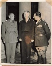 WW2 1945 Press Photo Raffaele Cadorna Jr Willis Crittenberger FM Alexander *135a picture