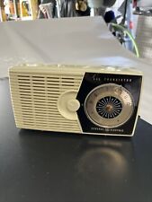 GE TRANSISTOR RADIO GENERAL ELECTRIC P-800A;  A WORKING BEAUTY    1960 era picture
