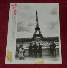 1980s Press Photo Renovation of Eiffel Tower Elevators & Restaurant Replacement picture