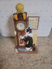 Looney Tunes 1994 “Rare” Tweety Bird Sylvester Home Tweet Home Seth Thomas Clock picture
