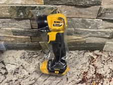 DeWalt DCL040 20V MAX Lithium-Ion LED Flashlight (Tool Only) picture