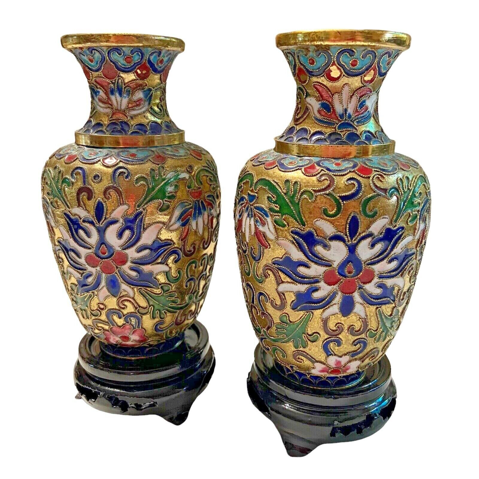 Vintage Twisted Wire CLOISONNE Pair Floral Enamel Vases Wooden Stands 6\