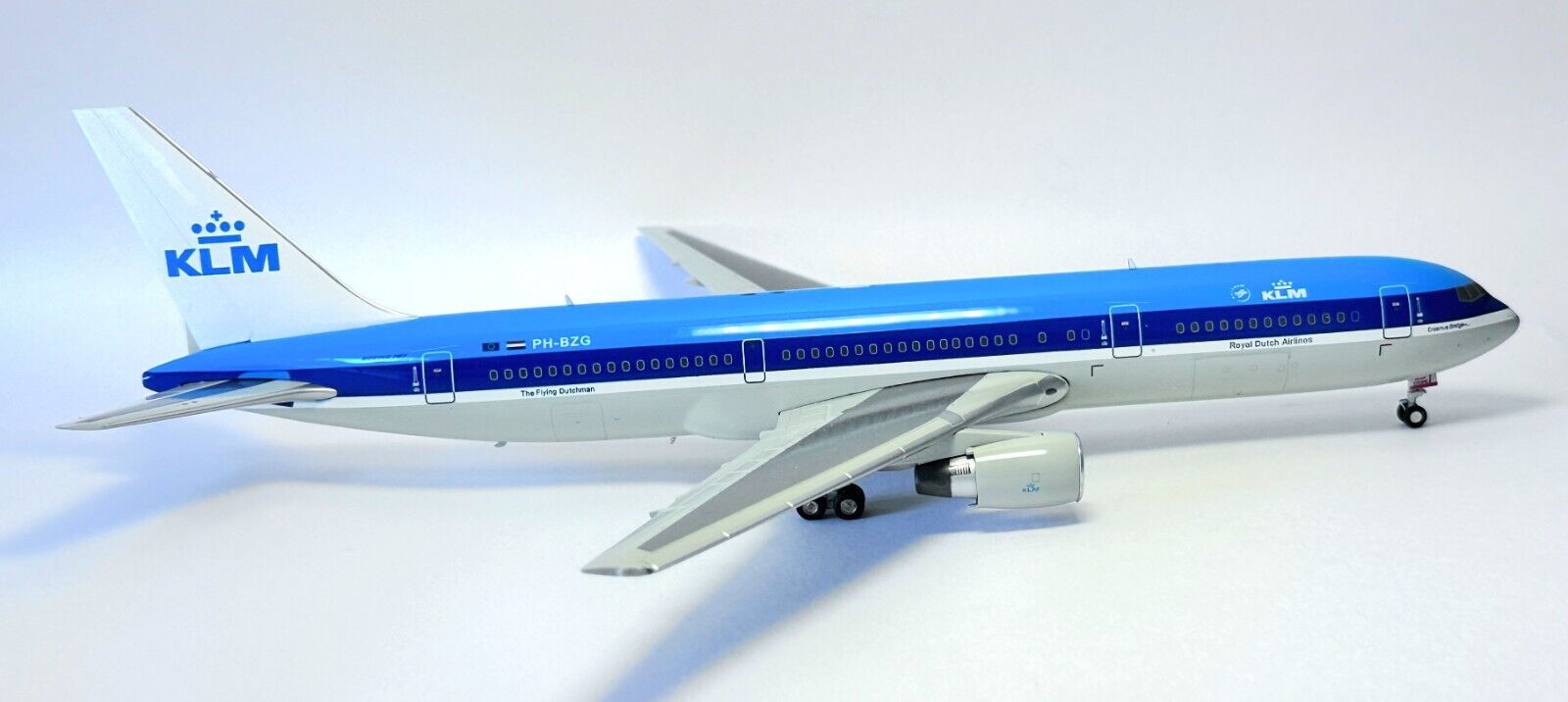 Boeing 767-300 KLM Royal Dutch Airlines Diecast Model Scale 1:200 PH-BZG