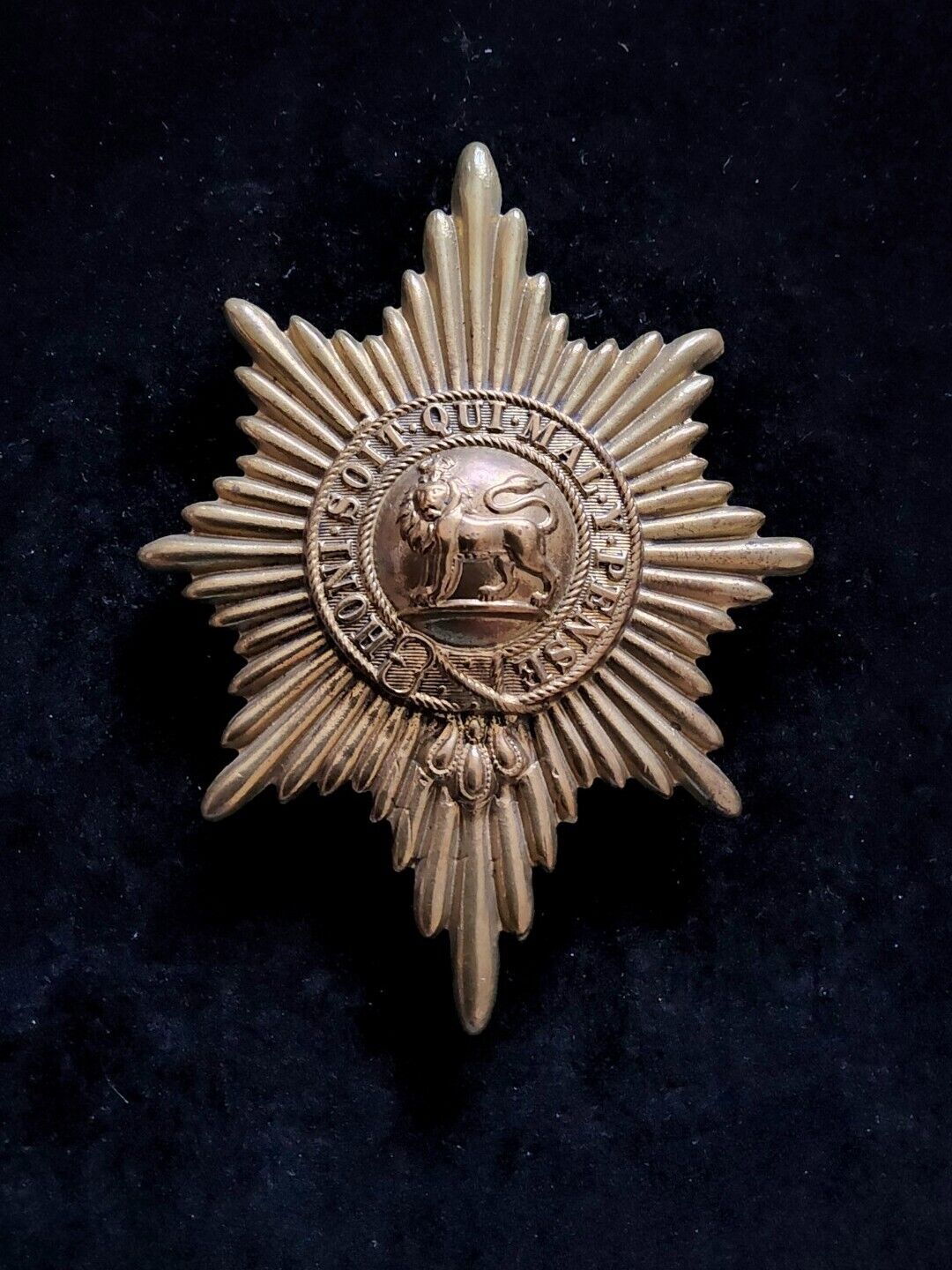 Genuine WW1 era  Worcestershire Regiment Brass Valise Badge British Military