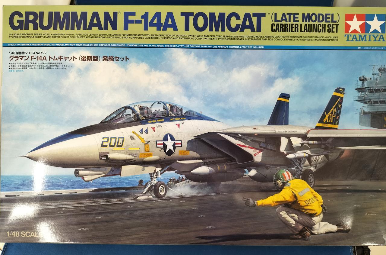 Tamiya 1/48 Masterpiece Series No.122 Grumman F-14A Tomcat Late Model Launch Set