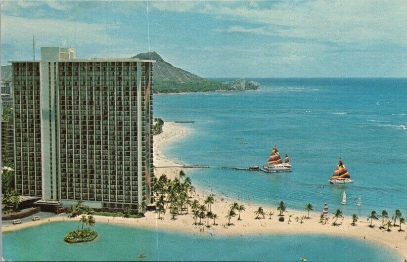 Honolulu, Hawaii Postcard HILTON HAWAIIAN VILLAGE / Aerial View c1960s Unused
