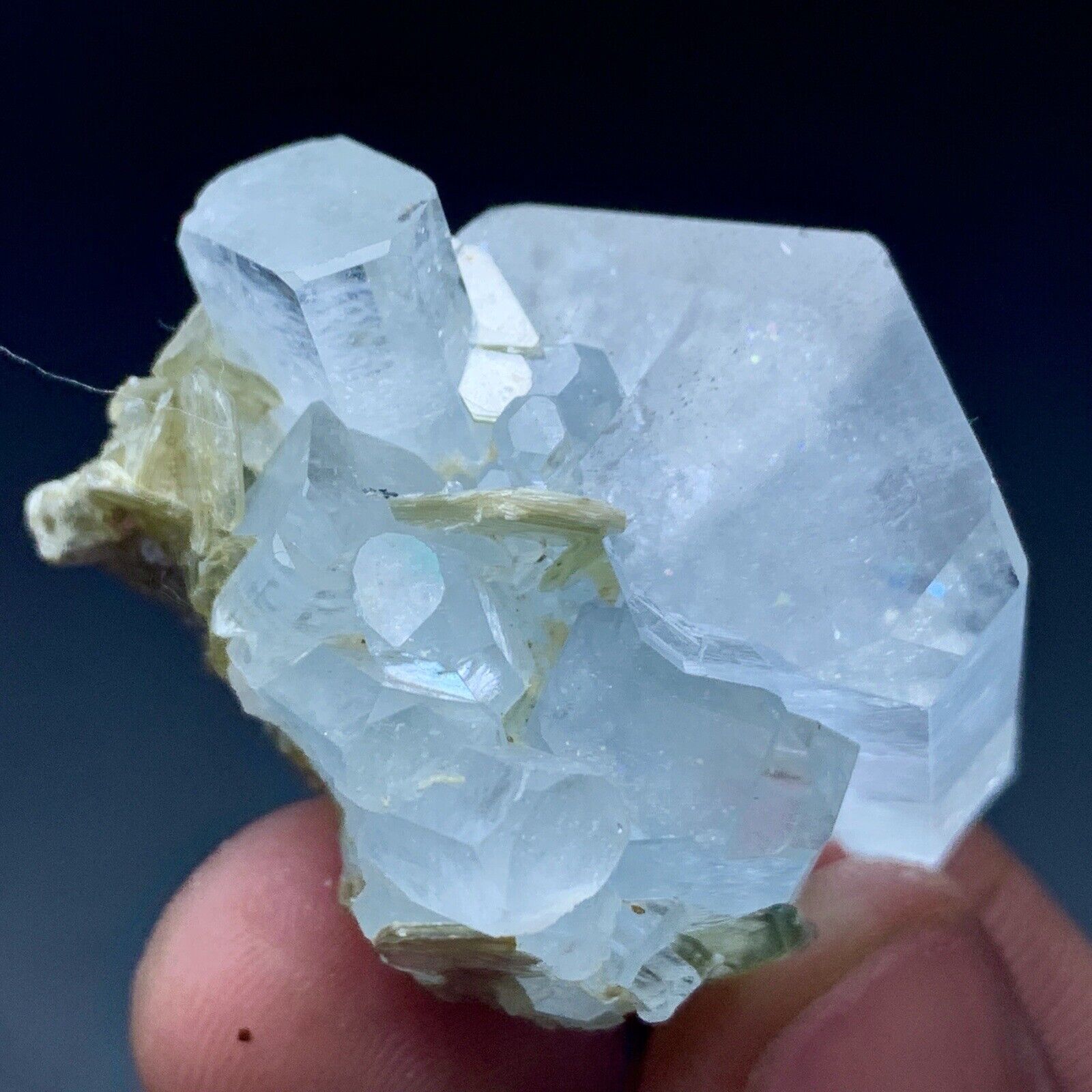 194 Carat Top Quality Aquamarine Crystal Specimen From Pakistan