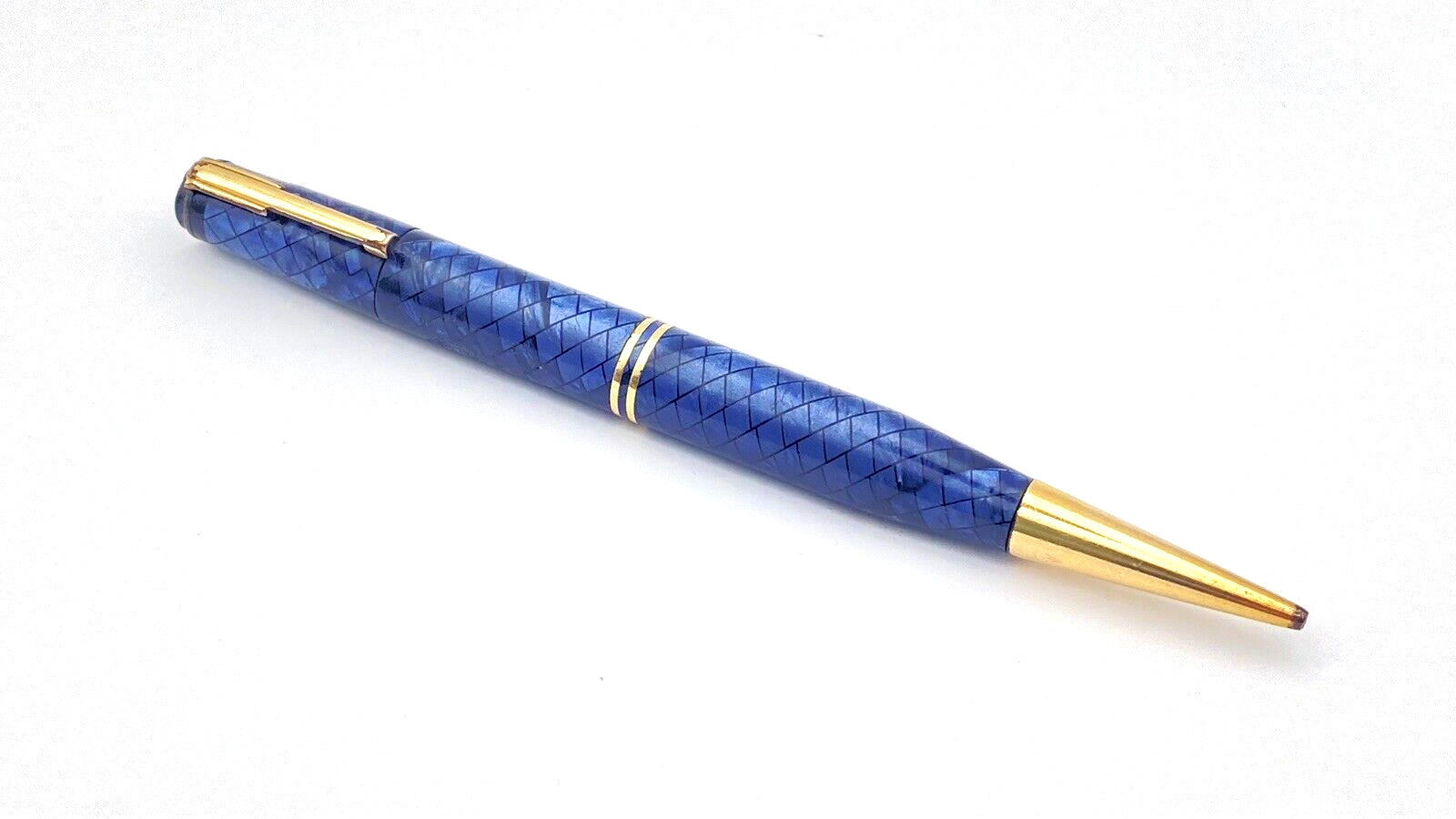VINTAGE MABIE TODD FINE POYNT PENCIL IN BLUE SNAKE SKIN MADE IN ENGLAND 1930`S