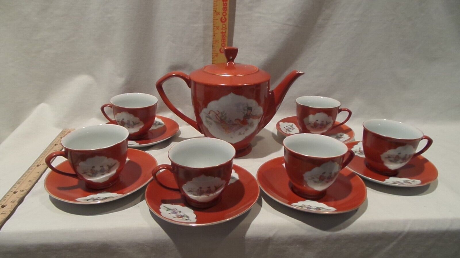 VINTAGE SET OF 14 CHINESE PORCELAIN TEAPOT & 6 CUPS / SAUCERS-KOW LOON(HONG KONG