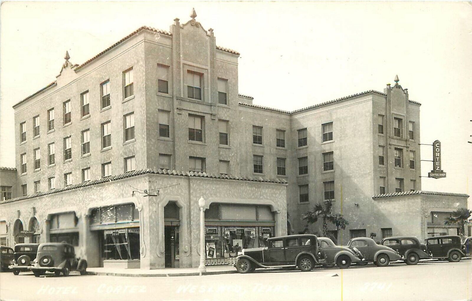 Postcard RPPC 1948 Texas Weslaco Hotel Cortez automobiles 23-13173