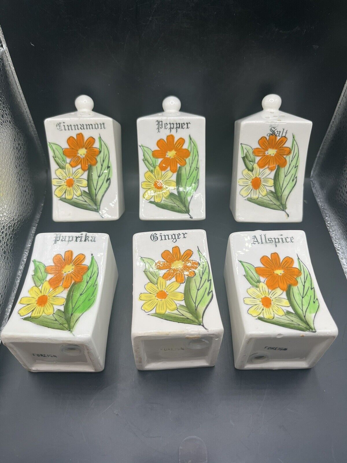 Vintage Spice Shakers- Set Of 6 - Daisy Flower- Marked Foreign