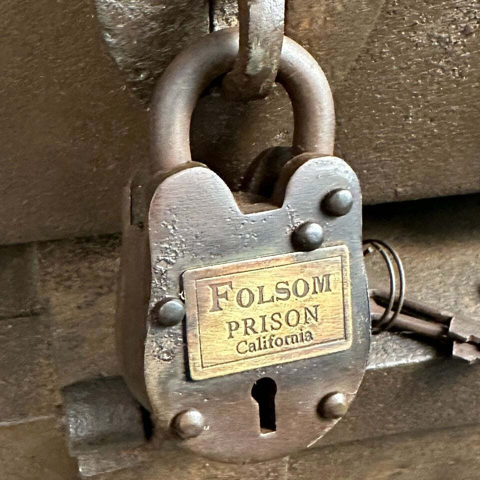 Folsom Prison California Cast Iron Working Gate Lock & Keys With Antique Finish