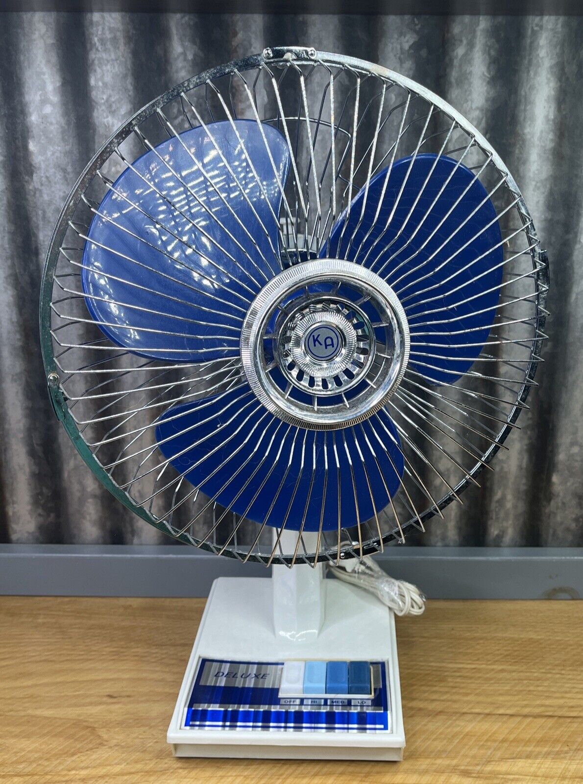 VTG Kool Aire 12” Blue Blade Oscillating Fan #OF 12 3 Speed Deluxe