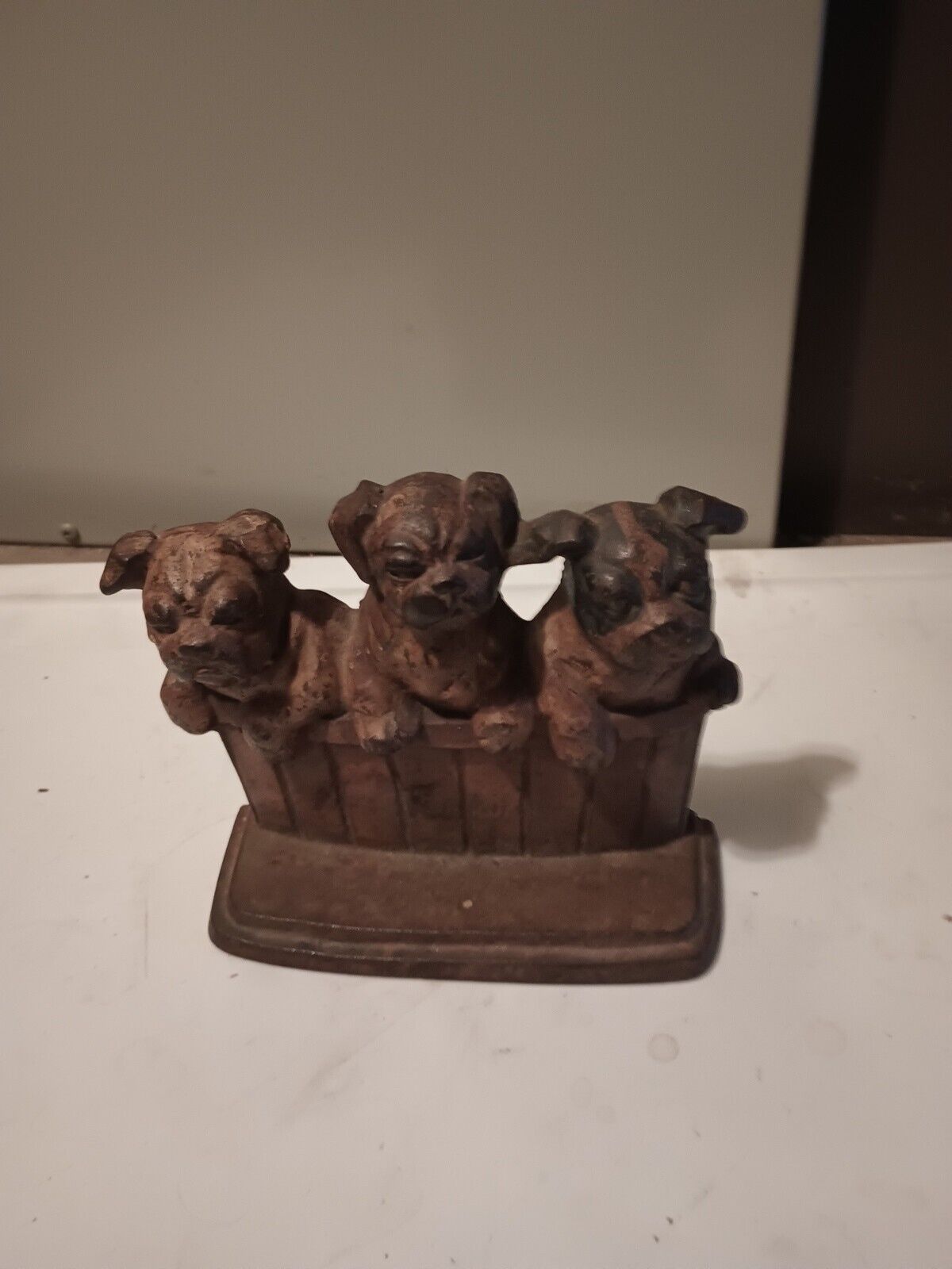 Antique 1932 Cast Iron Steacy&Wilton English Puppies in Barrel 7\