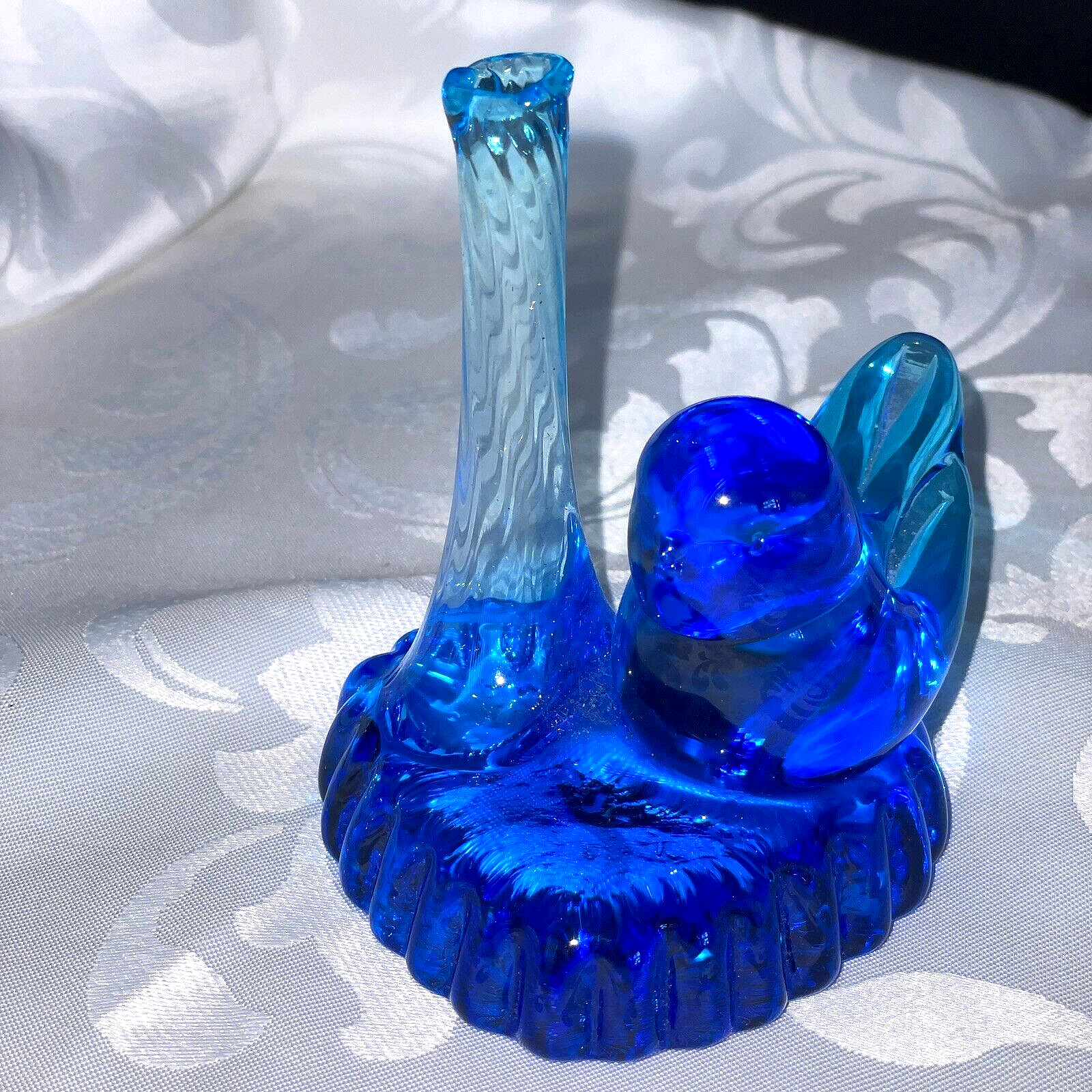 VINTAGE BLUE BIRD OF HAPPINESS ON SCALLOPED HEART WITH TINY VASE