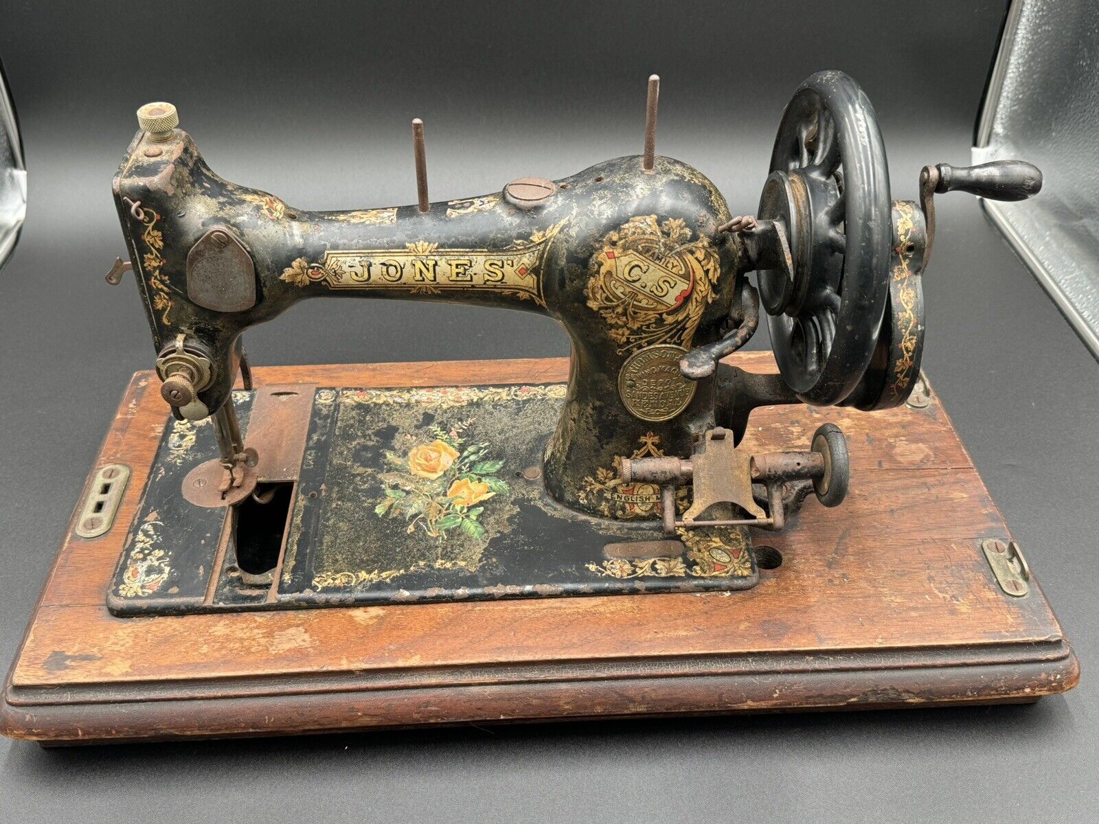 Jones Family CS Type 4 Handcrank Sewing Machine