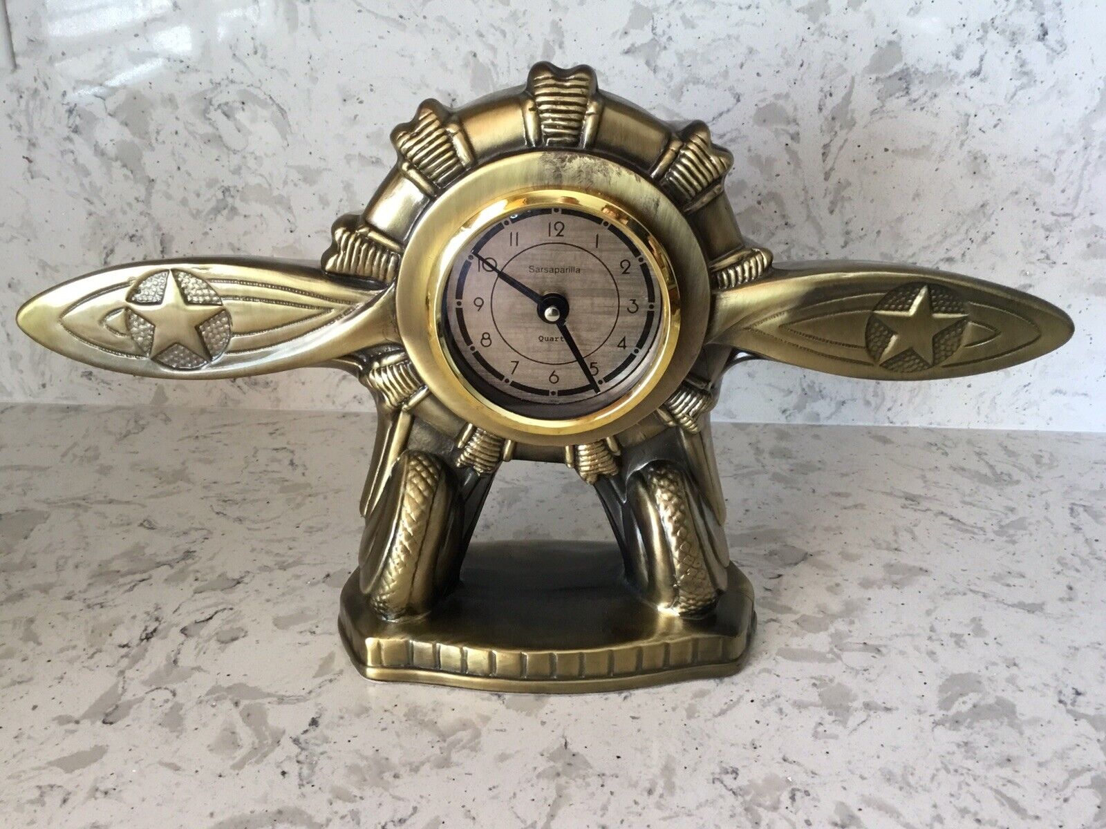 1985 Sarsaparilla #555  Mantel Clock 40s Era Stylized Airplane Aviation *WORKS*