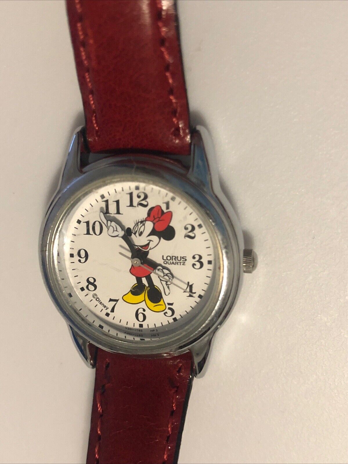 Vintage Minnie Mouse Lorus Womens Watch V501-1T60 w/Leather Band Needs Battery