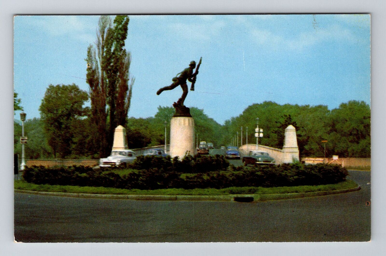 Binghamton NY-New York, Memorial Circle, Vintage Postcard