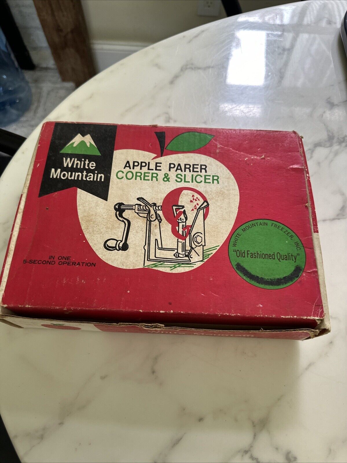 Vintage White Mountain APPLE PARER, Corer and Slicer Peeler In Box