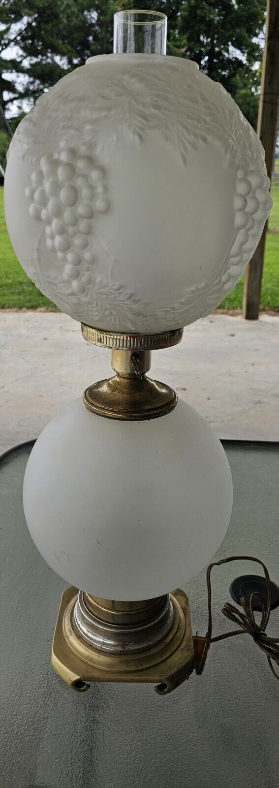 Beautiful Vintage Bubble Lamp. Grape Shade Works