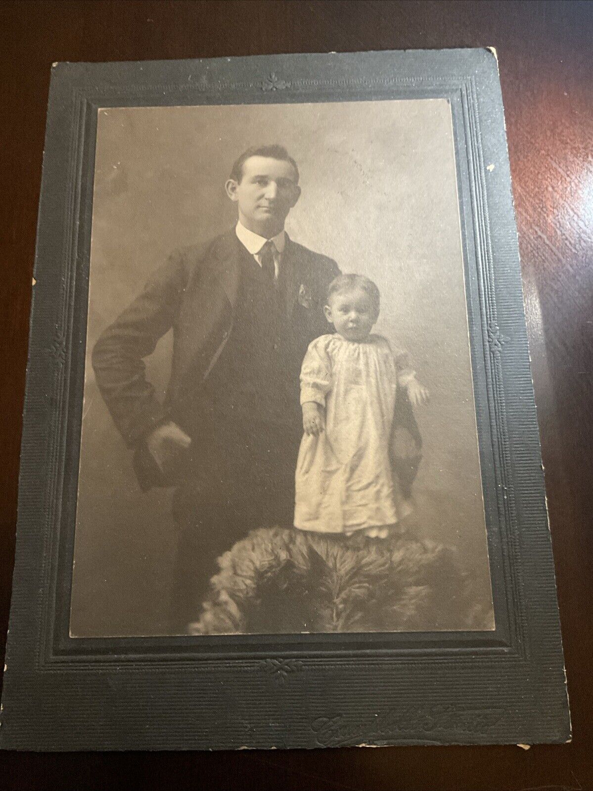 Antique 1900c Cabinet Card Photo Of Father & Son Campbell Studio