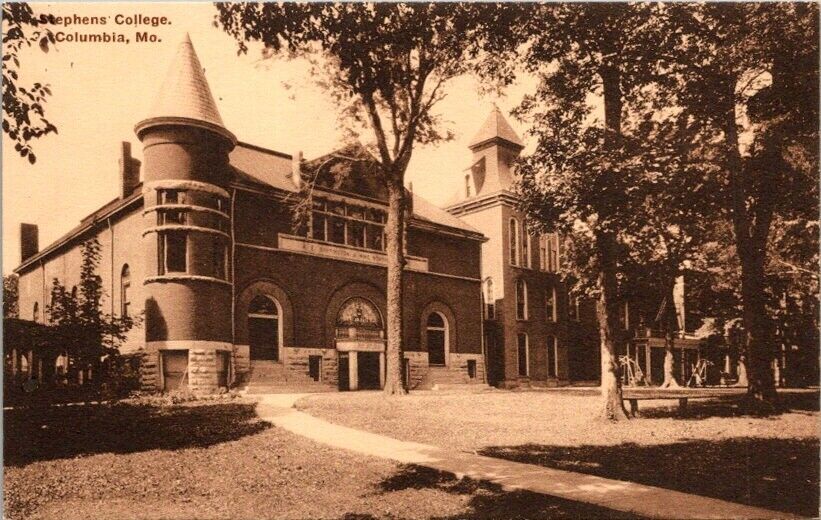 Vintage Albertype Postcard View of Stephens College Columbia Missouri MO    6324