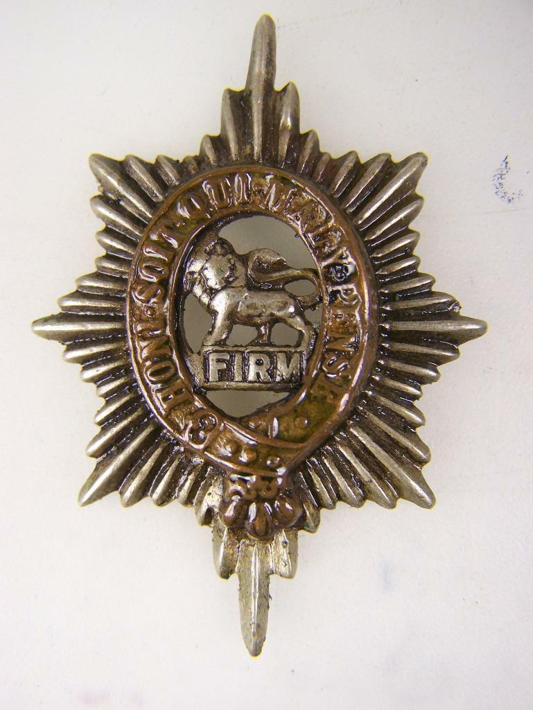 WW1 Worcestershire Regiment military badge            3186