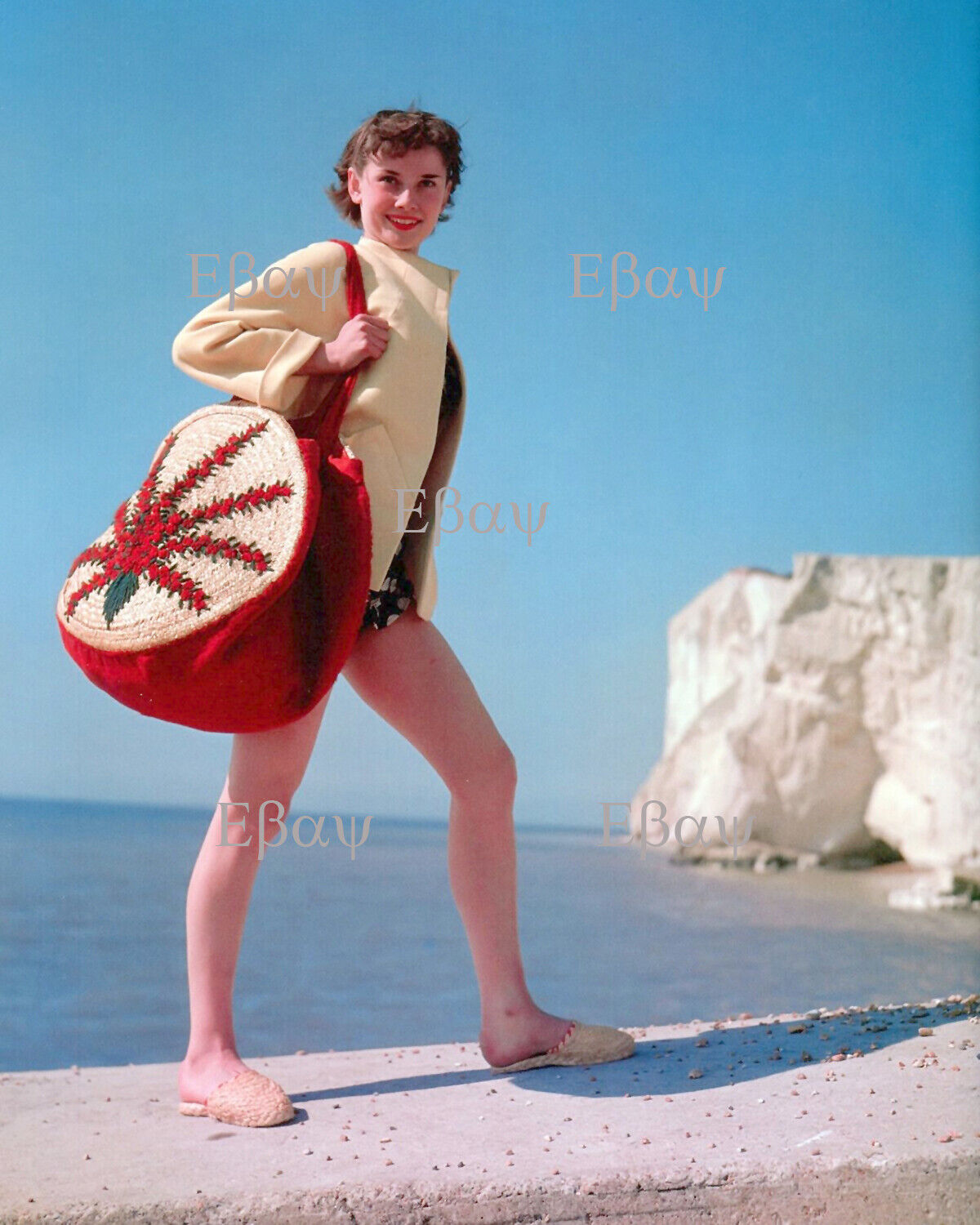 Audrey Hepburn 1951 Actress 8X10 Photo Reprint