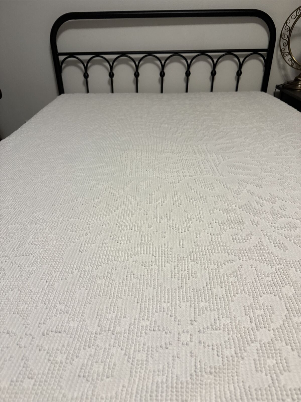 Vintage Chenille White Full Size CottageCore Bedspread  Fringe Shabby Chic