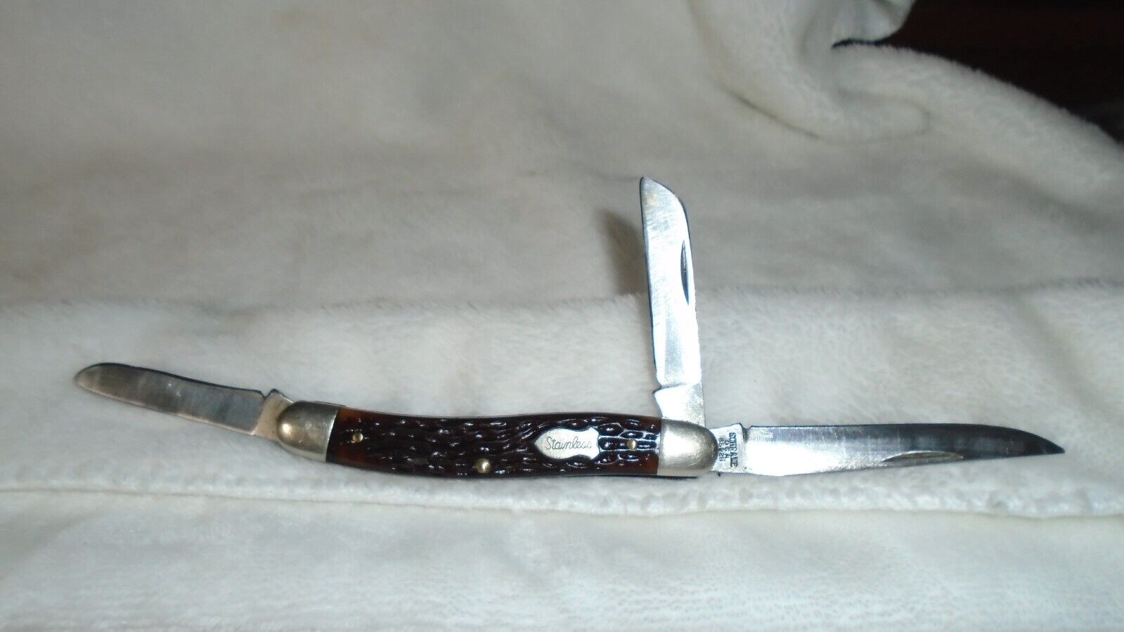 Vintage Schrade USA SS 825 3 Blade Knife  VERY SHARP collectible
