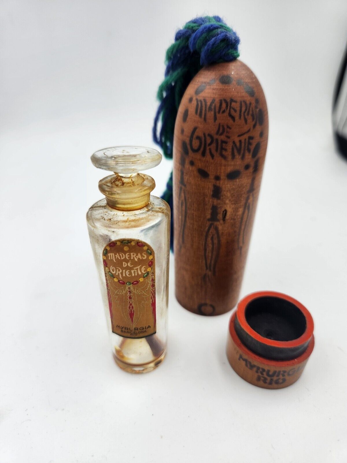 VINTAGE MADERAS DE ORIENTE PERFUME BOTTLE  AND WOOD CONTAINER EMPTY