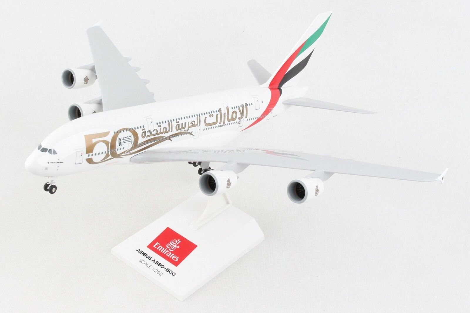 Skymarks SKR1034 Emirates Airbus A380-800 50th Anv Desk Top Model 1/200 Airplane