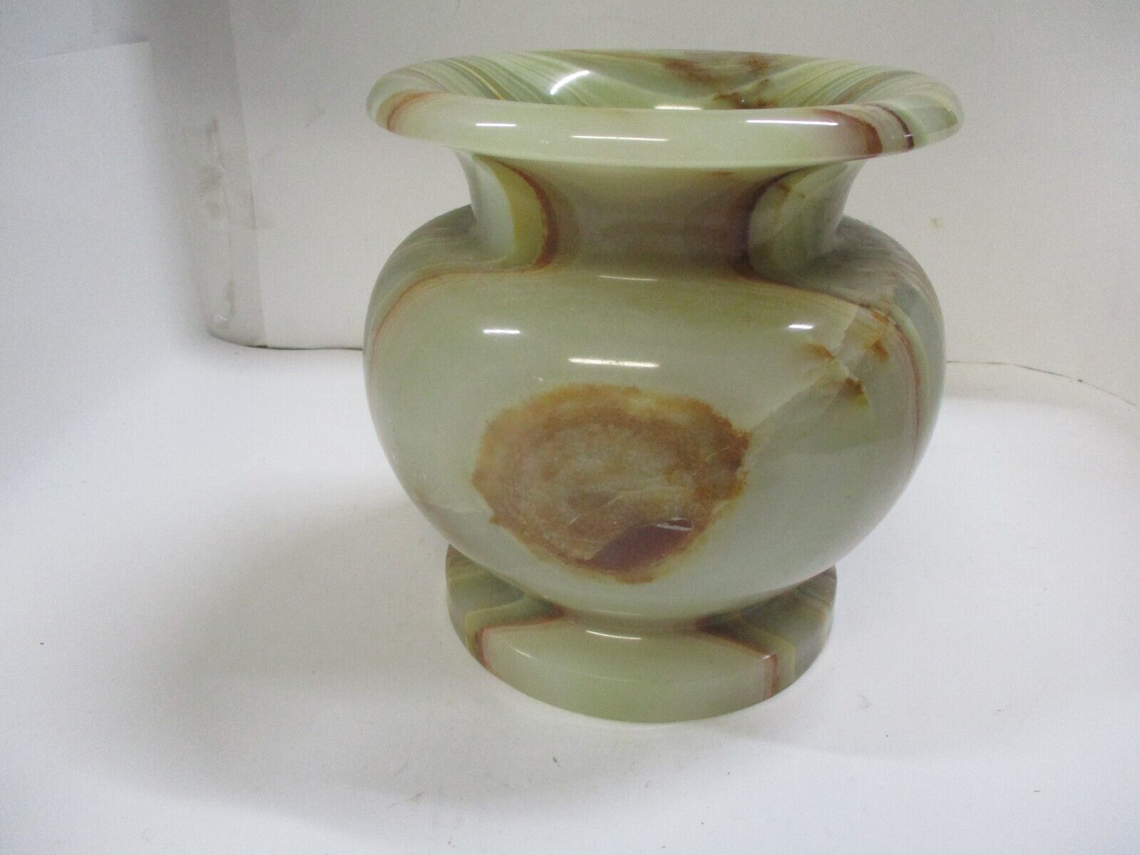 Vintage Green and Red Onyx Urn Planter Vase 7.5\