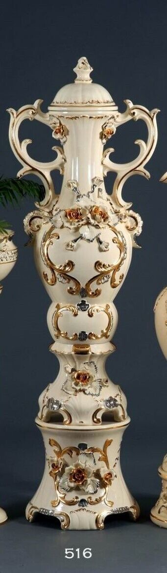 Capodimonte Big Flower Vase cream color with 24k Gold and Crystals