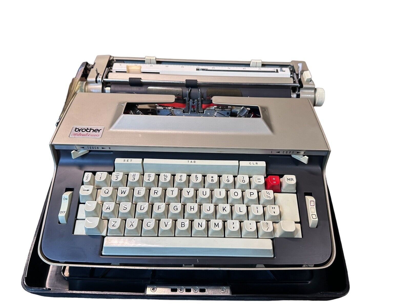 Brother Activator 1220 Vintage Typewriter W/ Case. Please Read Description