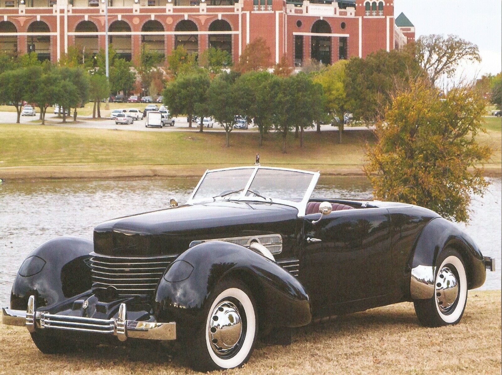 Postcard Cord 812 Supercharged Sportsman Cabriolet Coupe 1937 Automobiles MINT