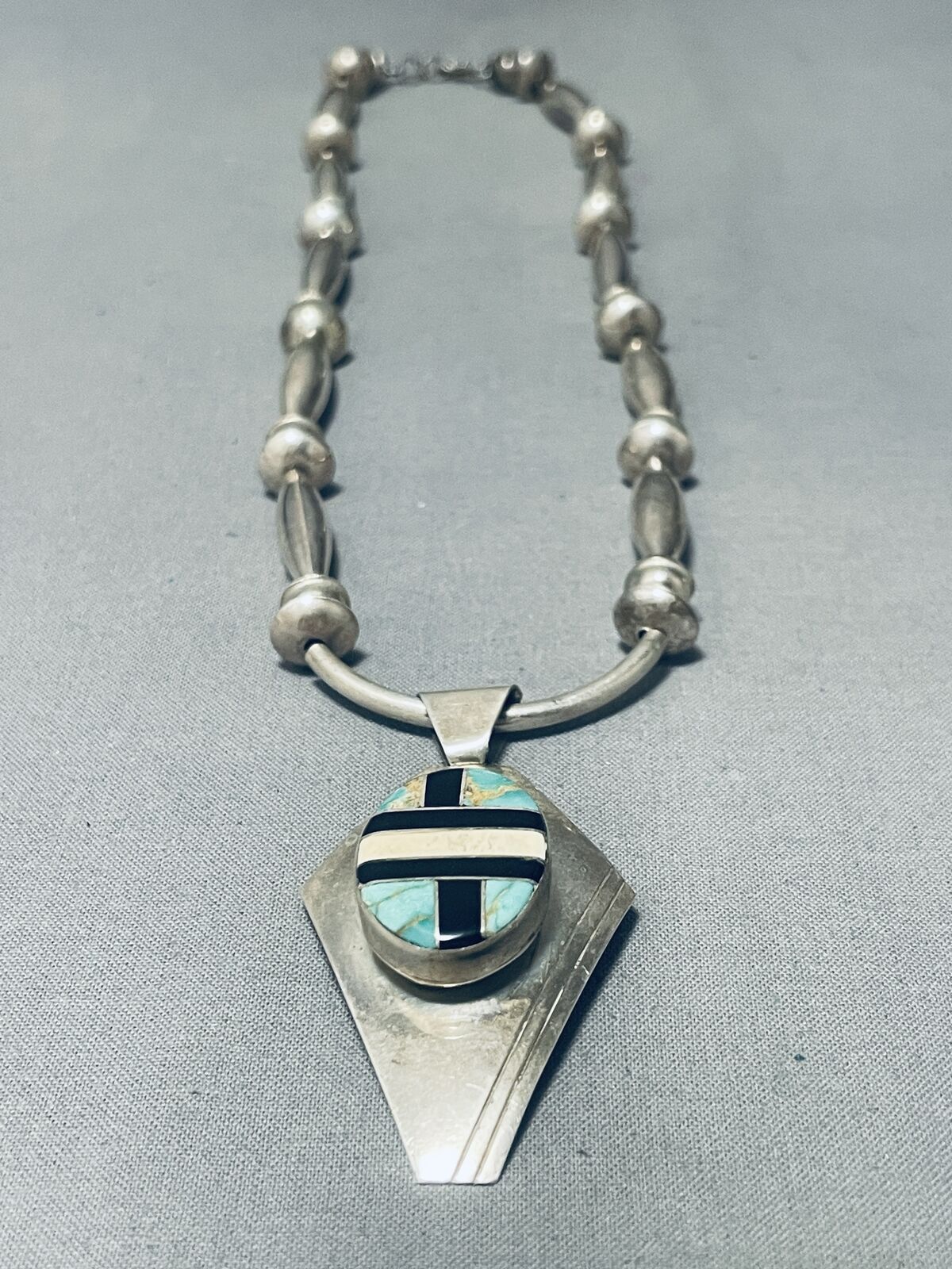 DROPDEAD GORGEOUS VINTAGE NAVAJO TURQUOISE INLAY STERLING SILVER NECKLACE