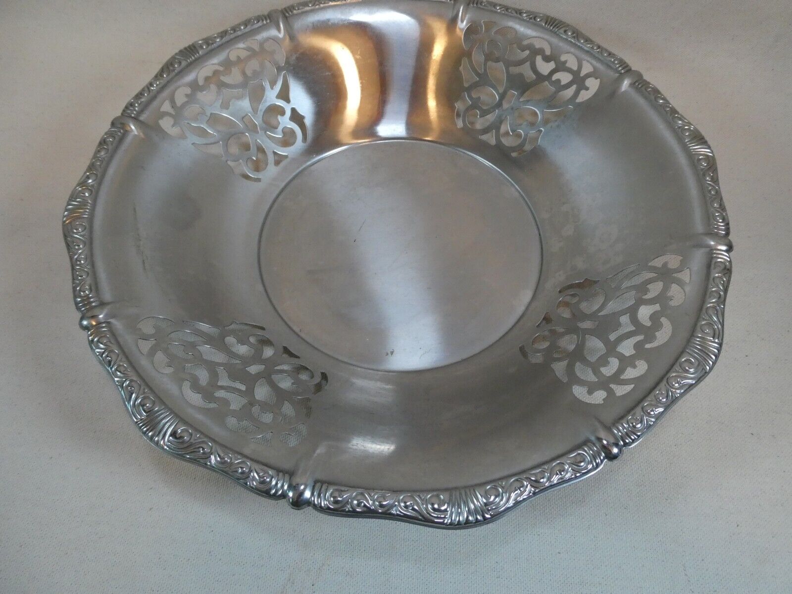 International Stainless Alessi 18-8 Italy 4017 Decorative Metal Bowl 10.75\