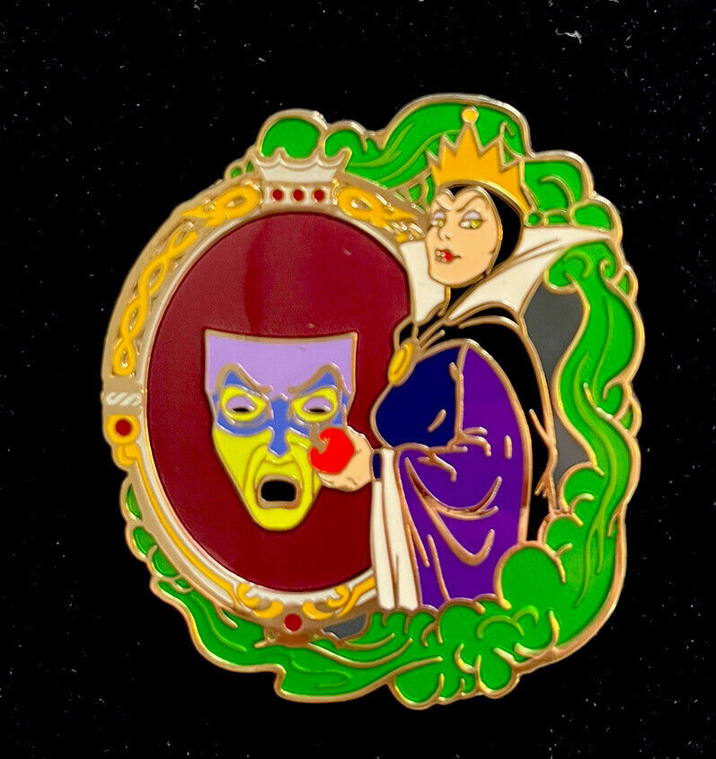 RARE LE 125 DISNEY PIN 2010 MAGIC MIRROR Villain Evil Queen  Diva Snow White