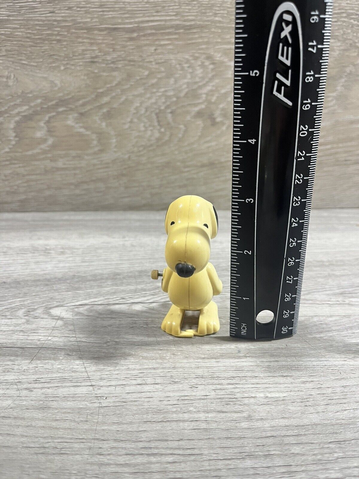Vintage Aviva Miniature Peanuts Snoopy Wind Up Toy White 1966 Does Not Walk
