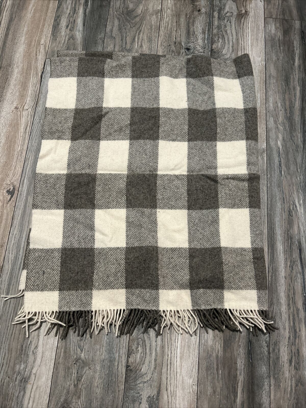 Royal Mile Scotland Wool Throw Blanket Tassle Trim Nice 62 x 52 