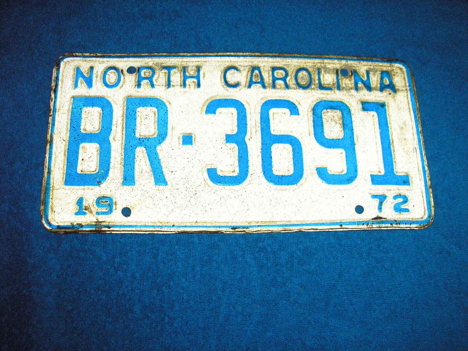 1972 NORTH CAROLINA NC LICENSE PLATE TAG,  VINTAGE, ORIGINAL # BR 3691