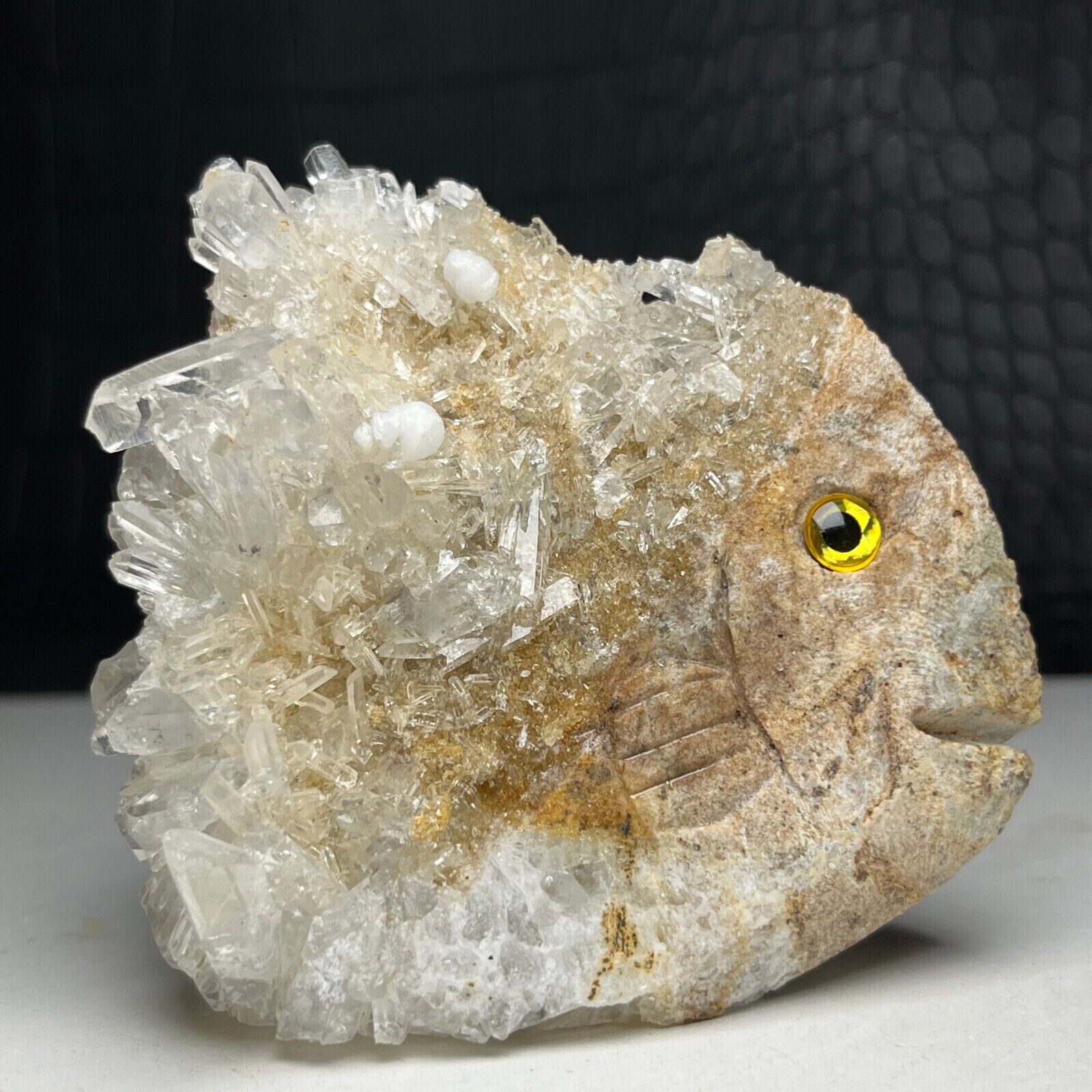 220g Natural Crystal Cluster Quartz,Specimen Stone, Hand-Carved FISH