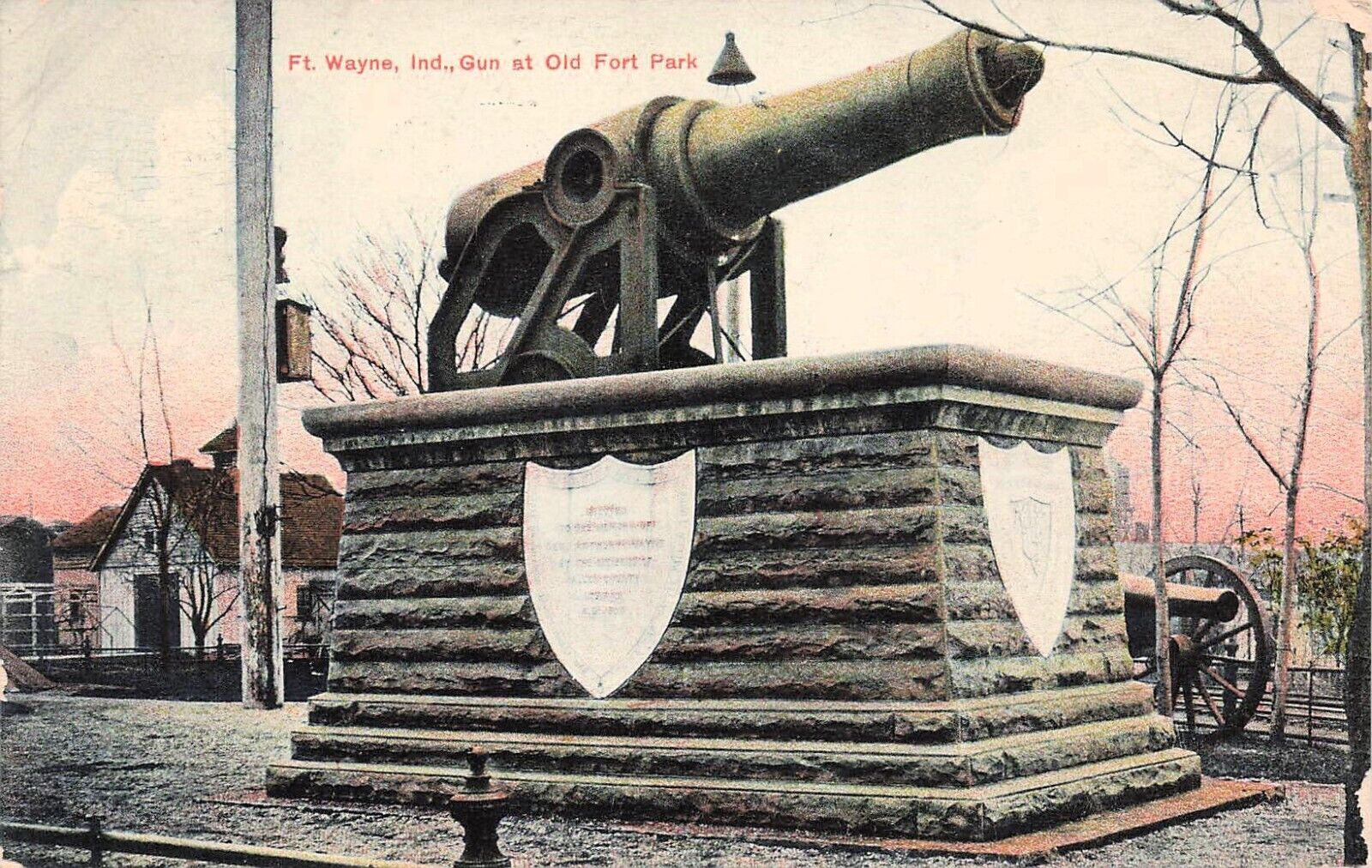 Fort Wayne IN Indiana Old Fort Park Civil War Artillery Military Postcard E10