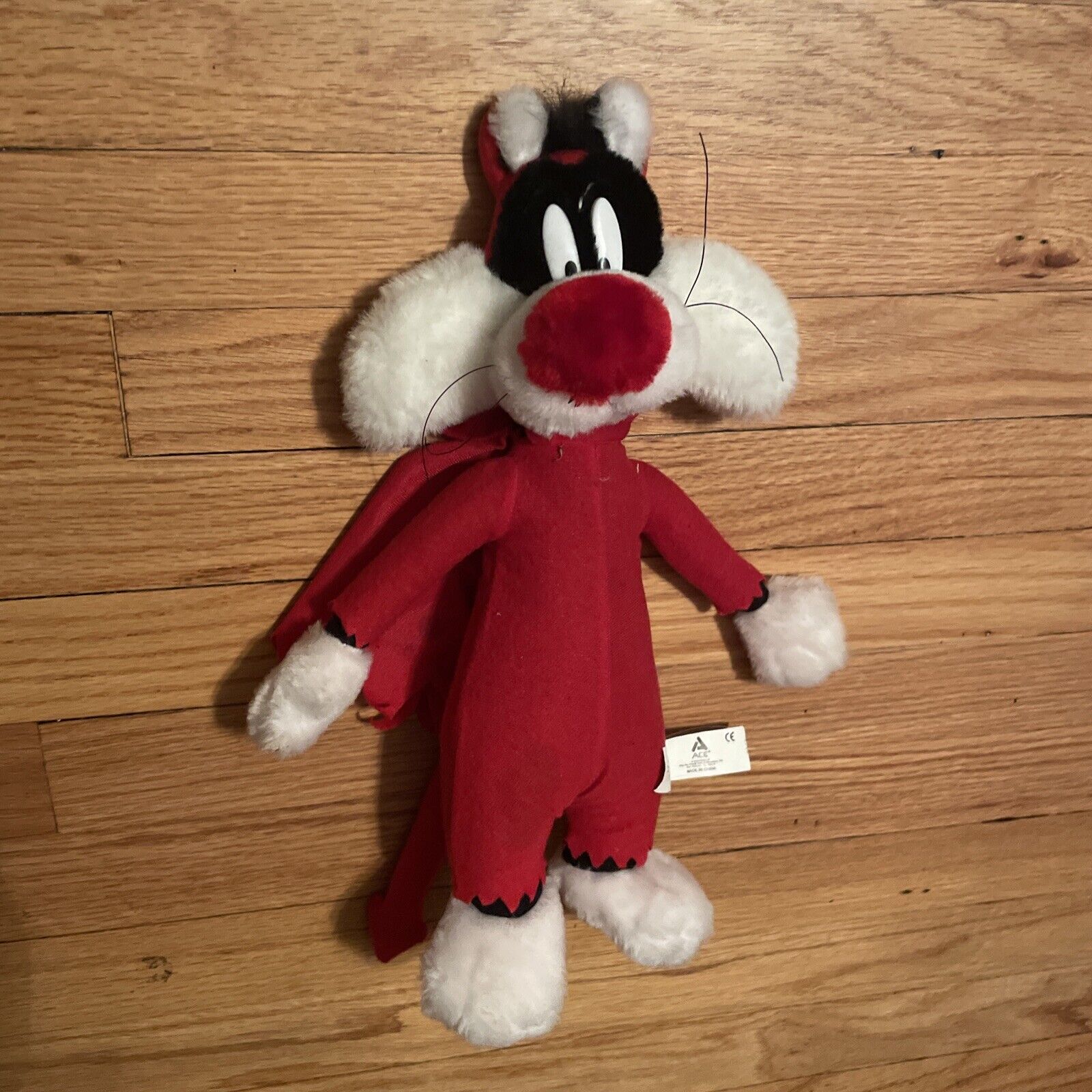 Vintage Devil Sylvester The Cat Plush 1998 17” Looney Tunes Red Cape